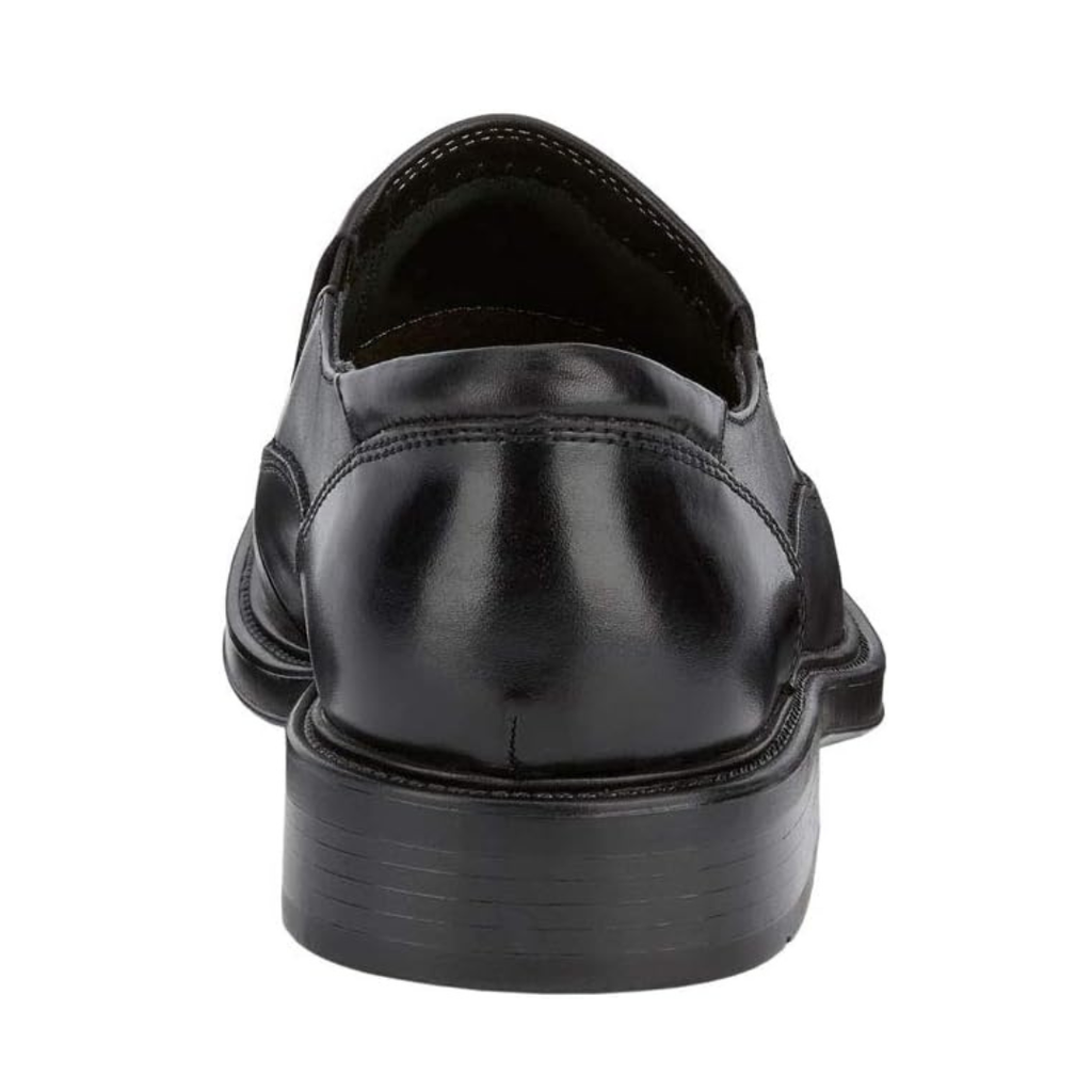 DOCKERS